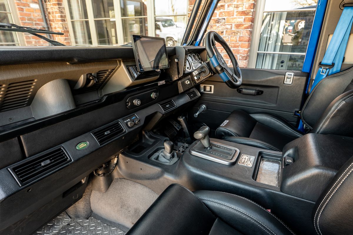 50th No 256 CSG Automotive Land Rover Specialists 4251