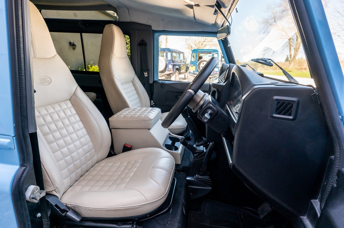 CU09OCO Baby Blue CSG Automotive Land Rover Specialists 4074