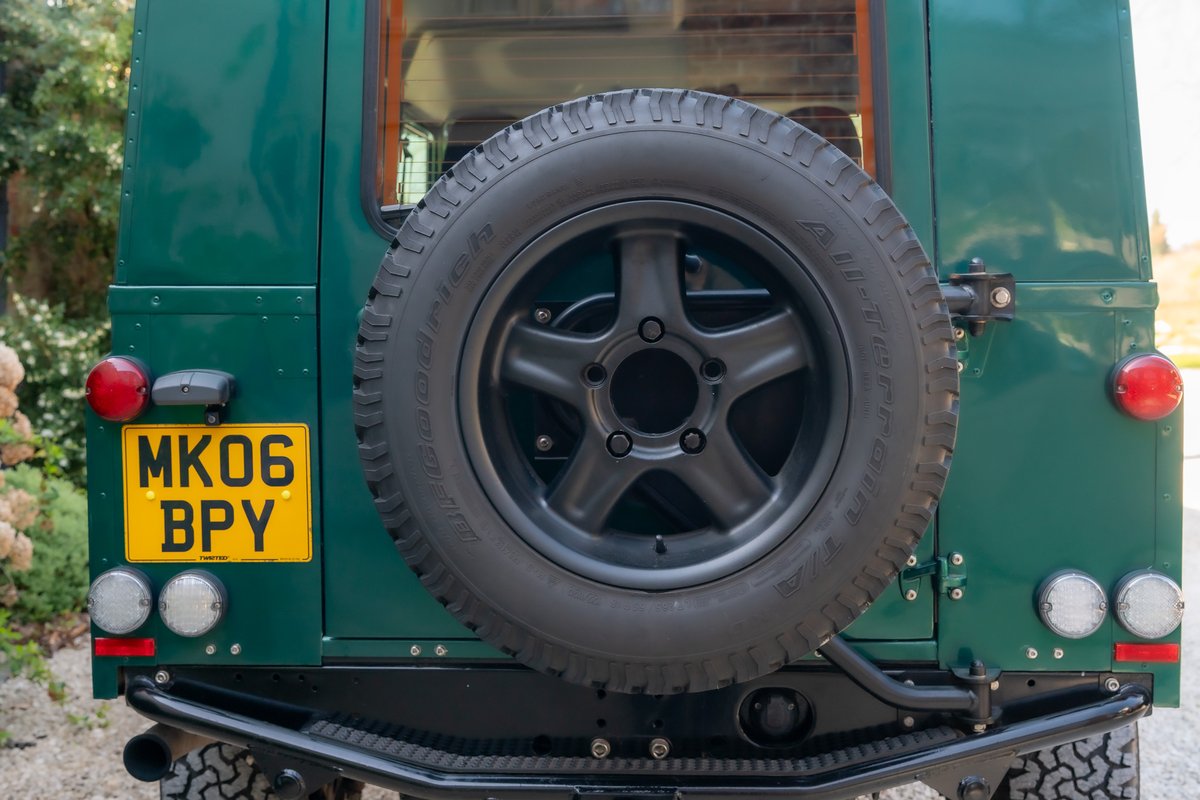 MK06BPY Green Twisted CSG Automotive Land Rover Specialists 8146