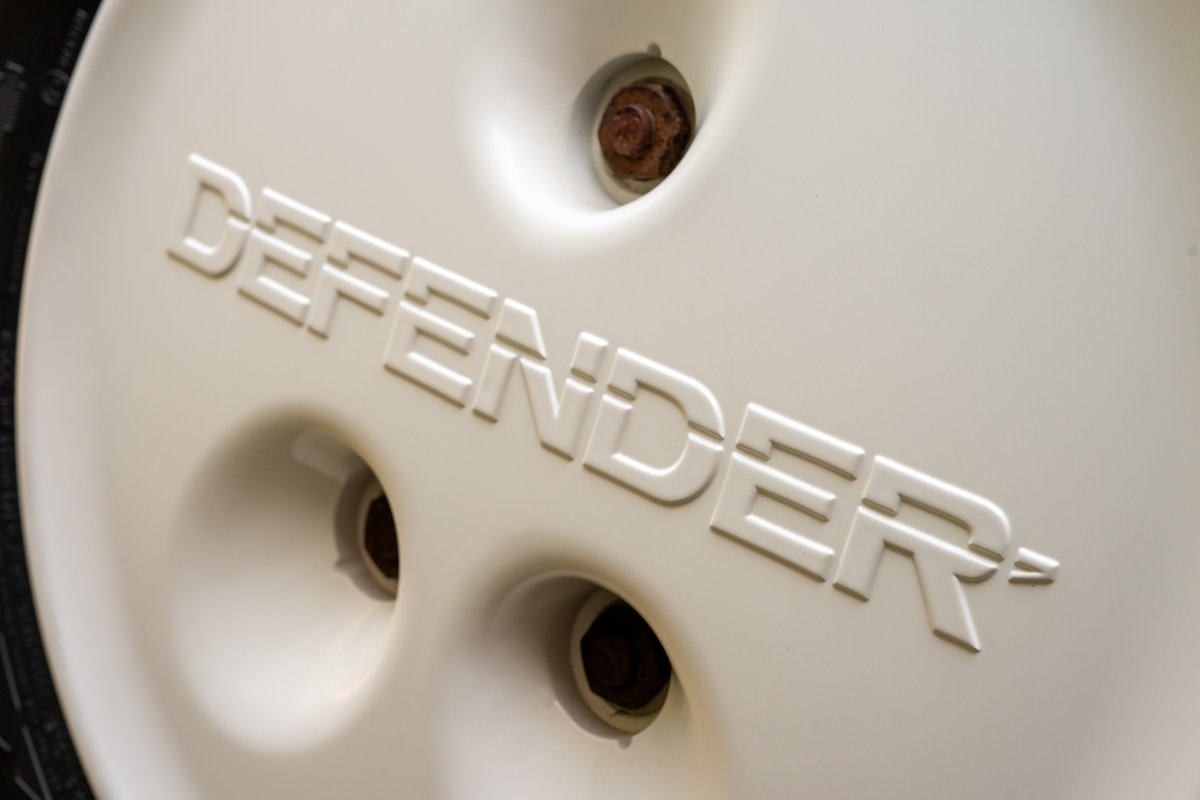 MV58GWF Kewsick Green Plough CSG Automotive Land Rover Specialists 9480