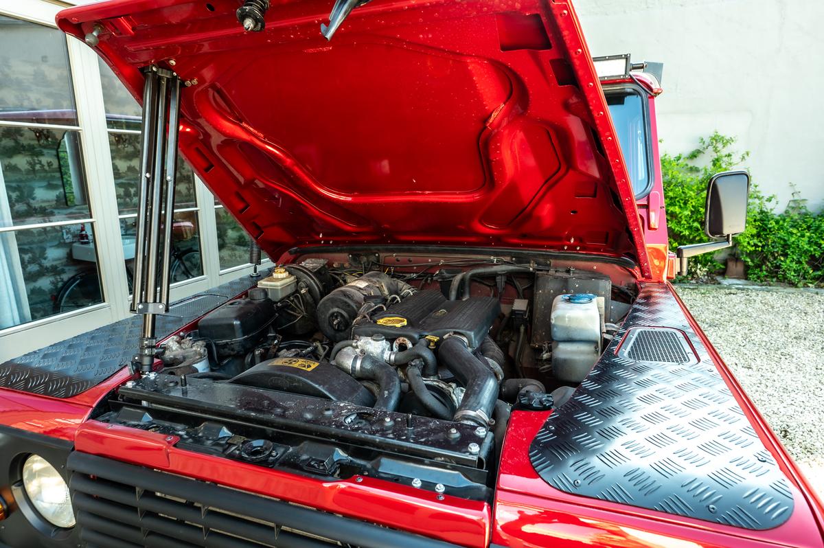 N567CJC Red CSG Automotive Land Rover Specialists 5209