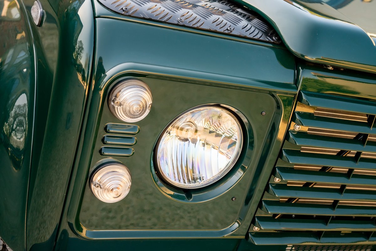 P423SUM CSG Automotive Land Rover Specialists 8360